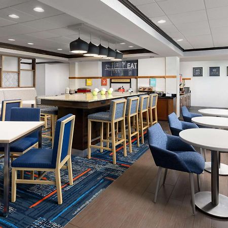 Hampton Inn Long Island/Islandia Kültér fotó