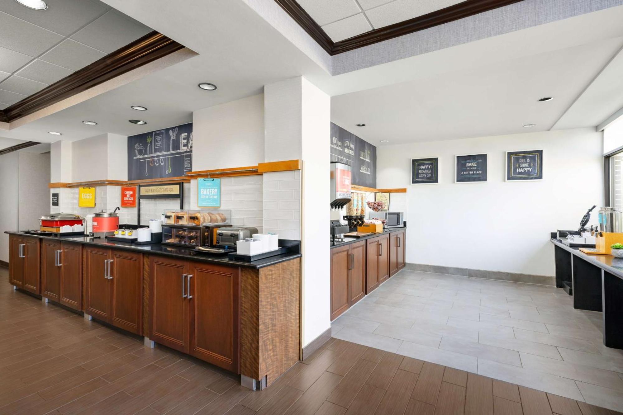 Hampton Inn Long Island/Islandia Kültér fotó