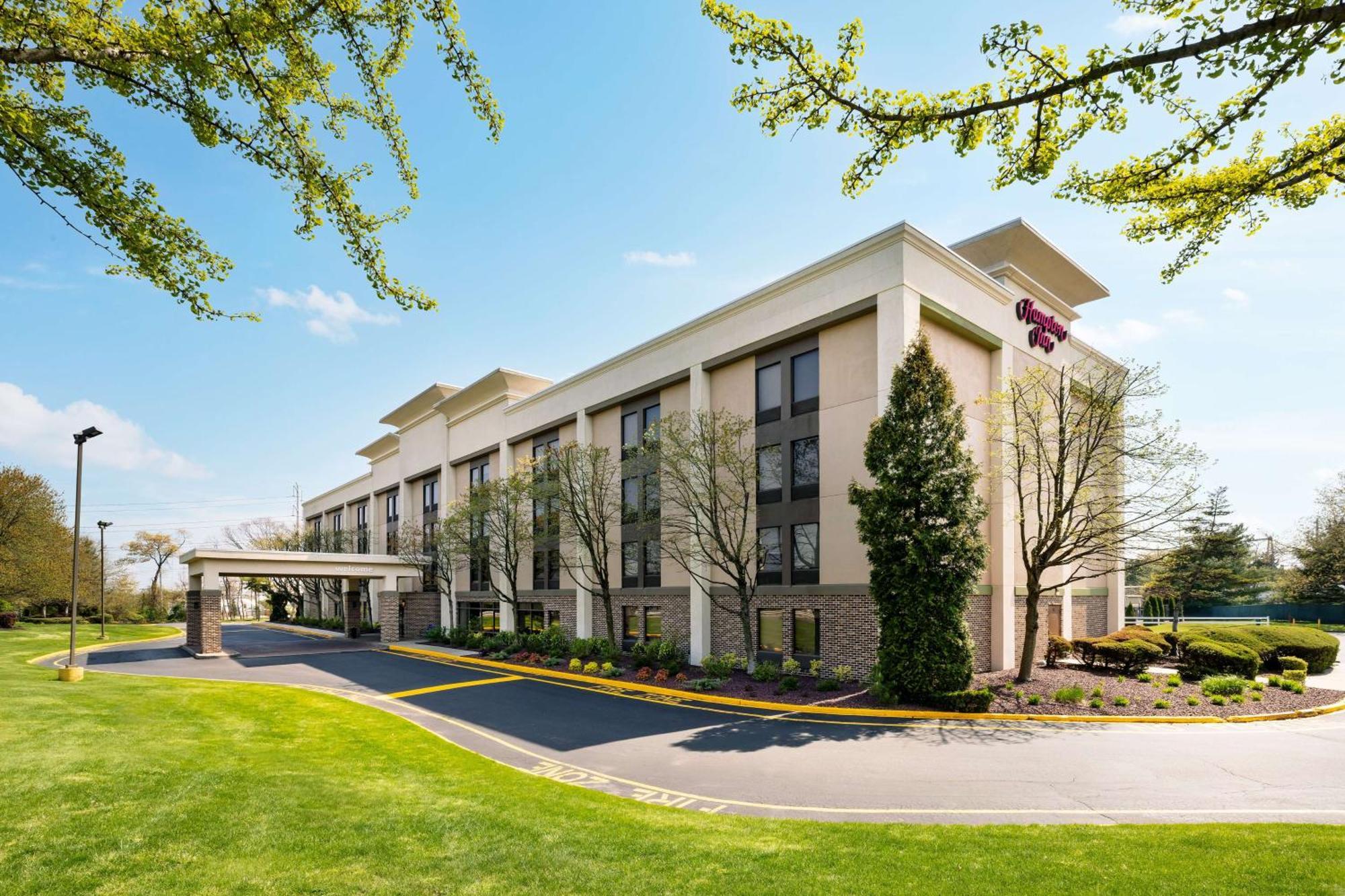 Hampton Inn Long Island/Islandia Kültér fotó